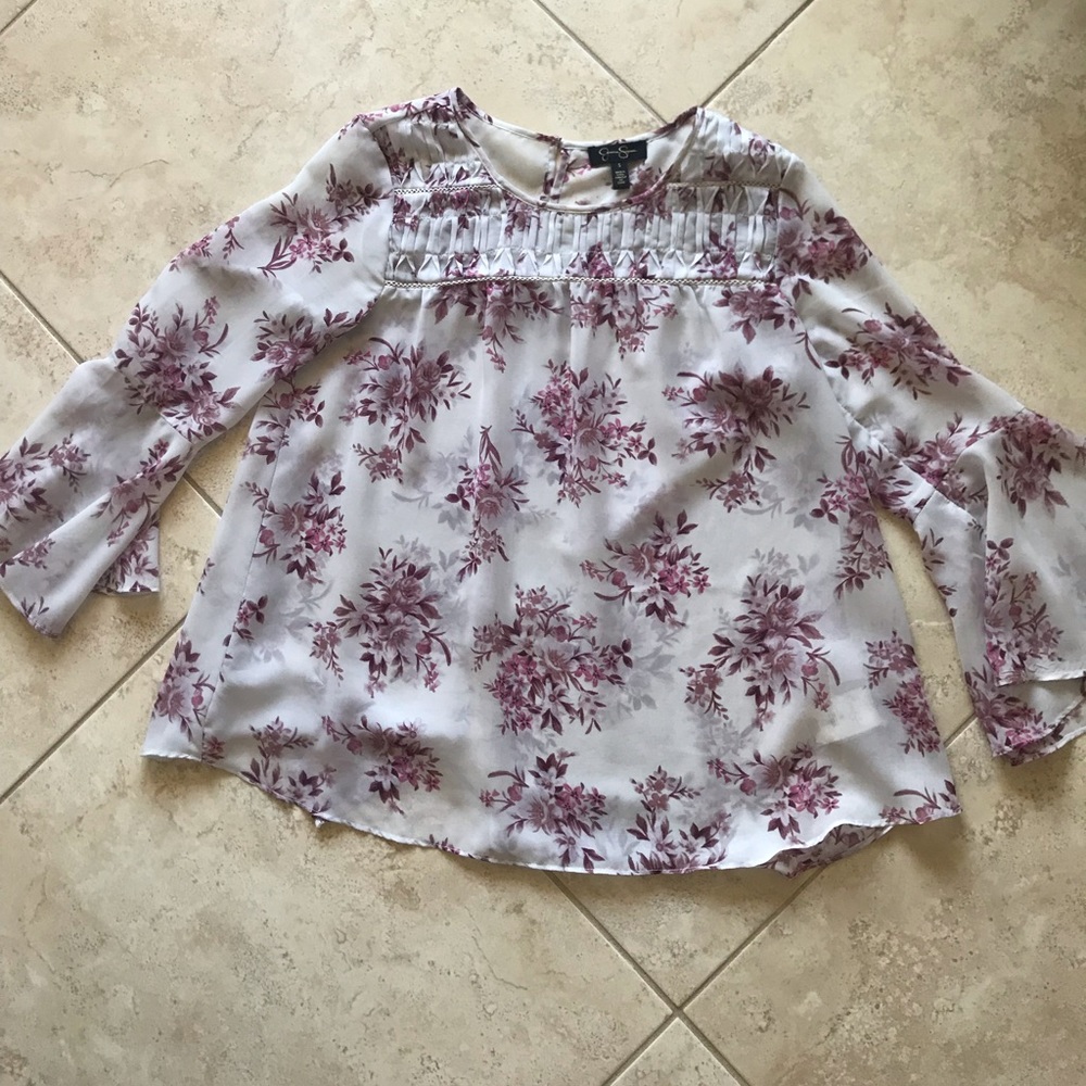 Jessica Simpson Macy’s blouse with flower print
